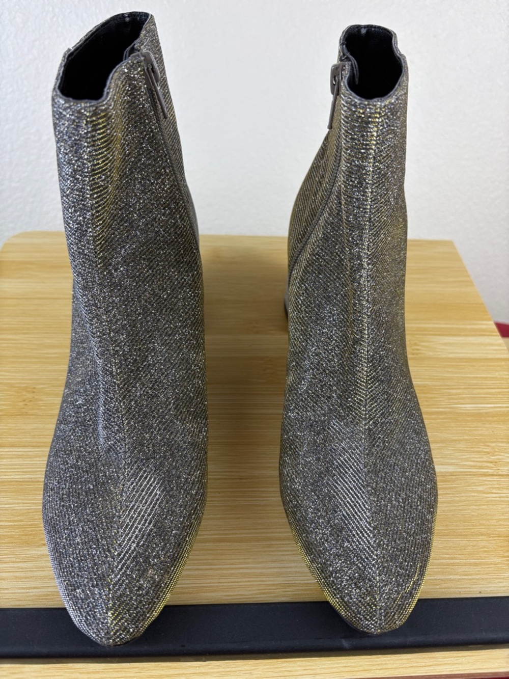 Unisa Iridescent Ankle Boots Silver to Gold Shift Size 8M Mobwife Sparkle NWOB